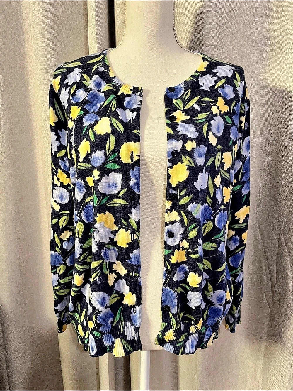L.L.Bean Floral Cardigan in Black & Blue XL